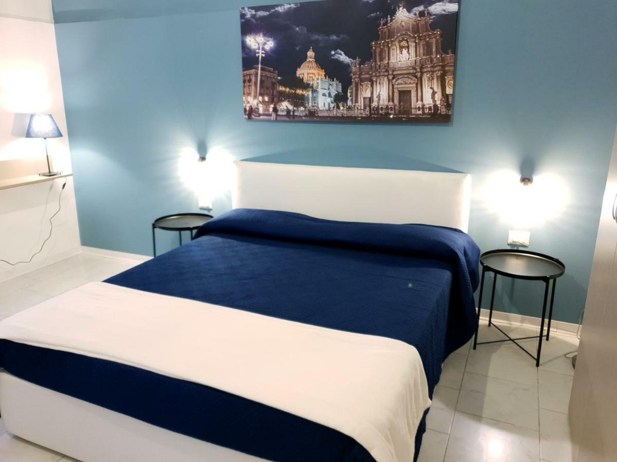 Il Vicolo Home Катания Экстерьер фото